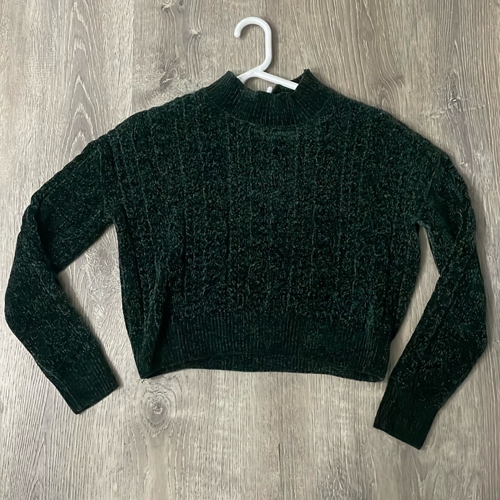 Terranova Size S cropped velvety knit sweater dark green